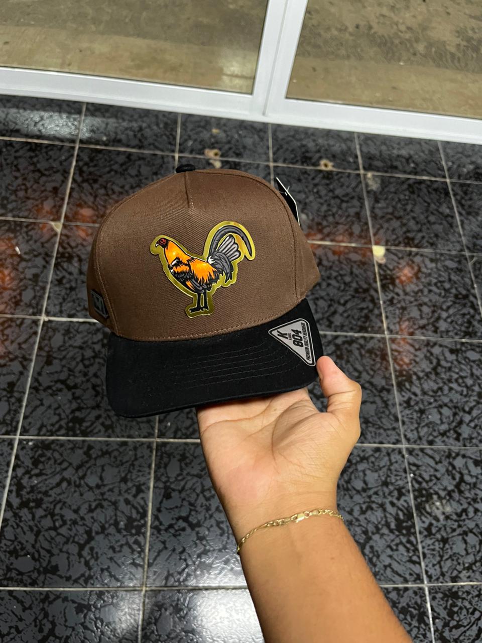 GORRA KAMEL 804